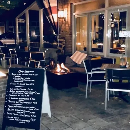 Grandcafe De Viersprong 3* سكورل