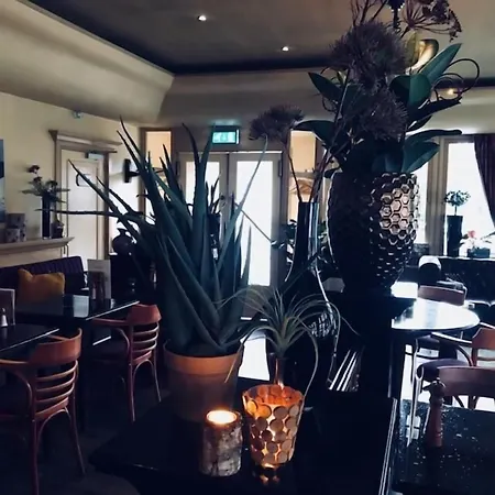 Grandcafe De Viersprong فندق 3*